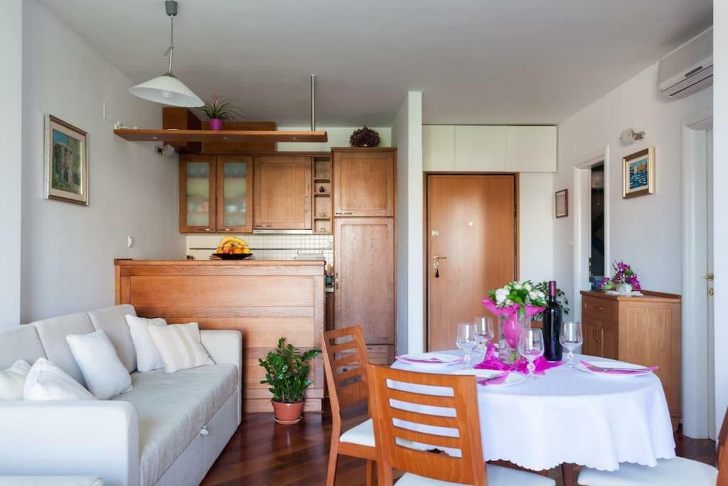 Apartment Maria - Free Garage Dubrovnik Exteriör bild